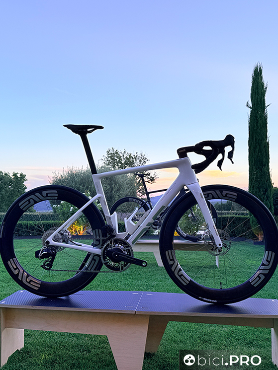 Le ruote Enve più veloci hanno un nome, sono le SES 6.7 Pro
