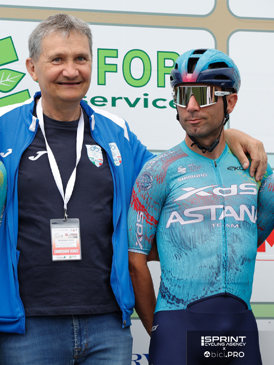 Christian Scaroni e Diego Ulissi, XDS Astana insieme al cittì della nazionale Roberto Amadio