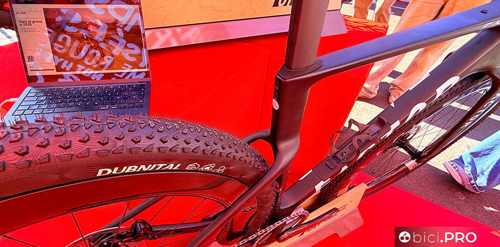 La nuova Factor Elara per il gravel veloce. Road e gravel race sempre più vicini