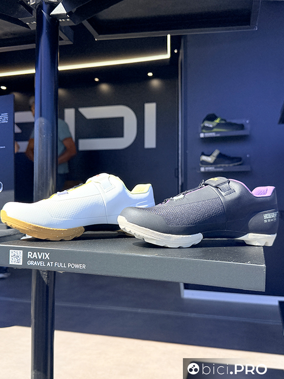Nuova Sidi Ravix, scarpa gravel ready to ride con la qualità Sidi