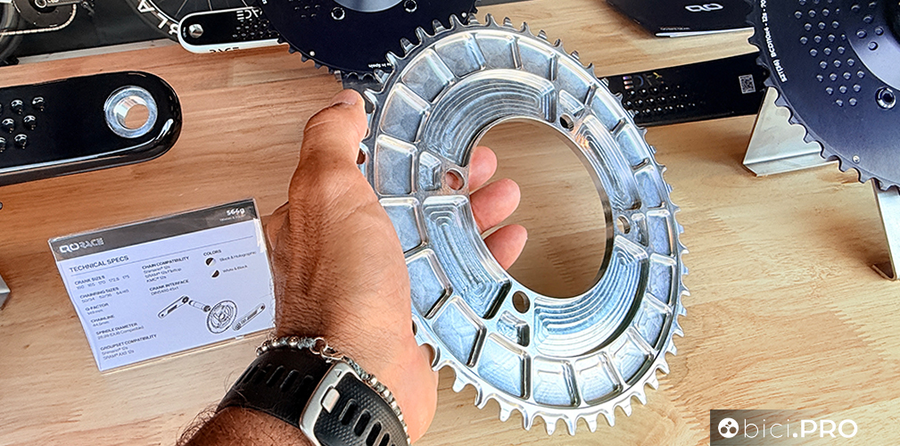 QO firma le guarniture super leggere, compatibili Shimano e Sram