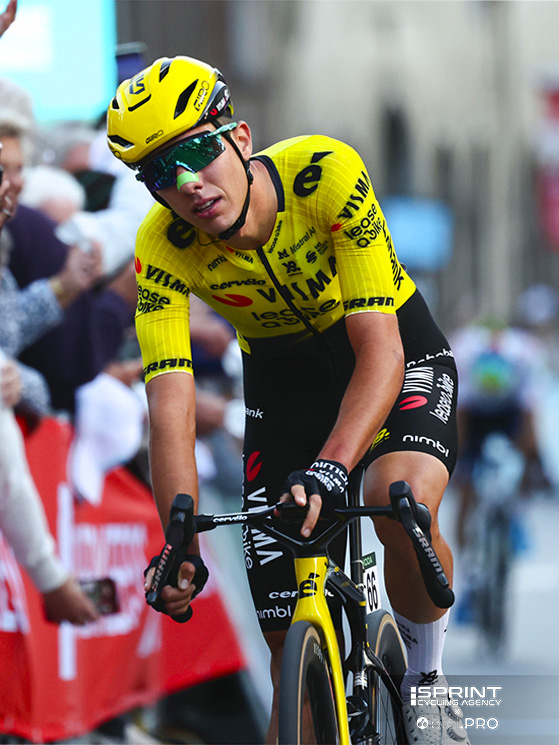 Terza tappa del Lussemburgo: Reinderink vince la tappa, Piganzoli attacca da dietro, arriva secondo e conquista la maglia di leader