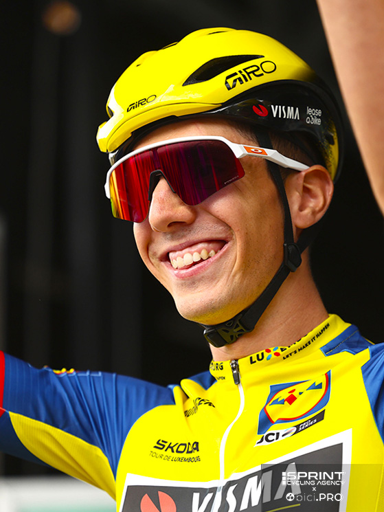Davide Piganzoli, classe 2002, è arrivato nel WorldTour quest'anno. Dopo i due anni da junior, ne ha passati 2 in continental, poi 3 alla Polti