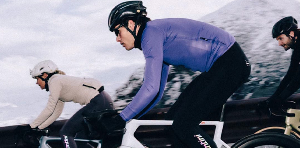 La giacca Power Shield Pro All-Weather è progettata per offrire prestazioni e comfort nelle uscite invernali.