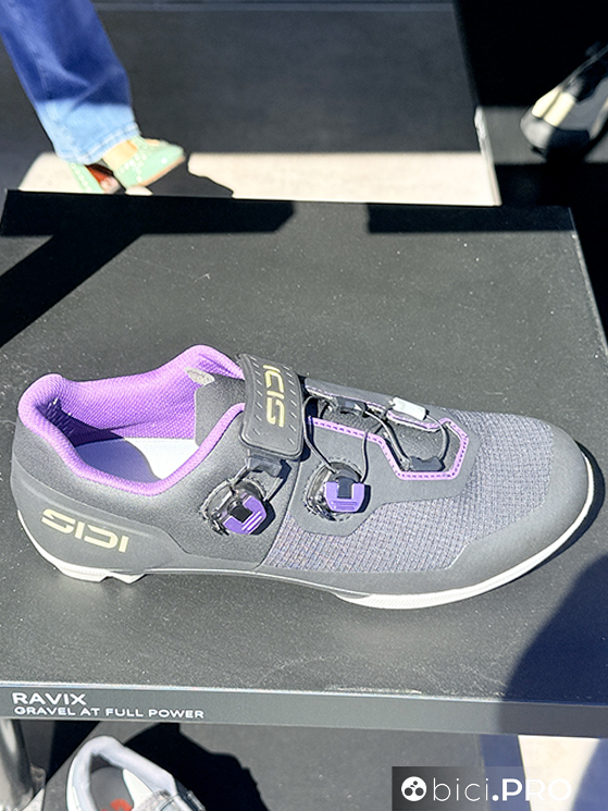 Nuova Sidi Ravix, scarpa gravel ready to ride con la qualità Sidi