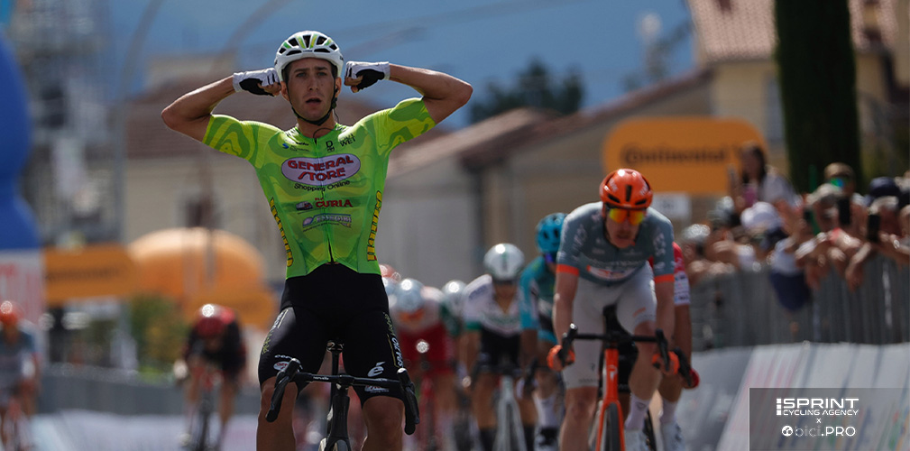 La vittoria di D'Aiuto nella terza tappa in Abruzzo contenendo il ritorno del gruppo