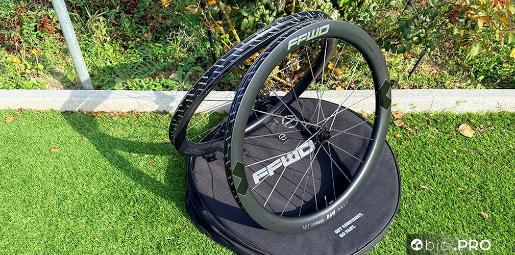 Ruote FFWD Raw Pace 48, il futuro delle ruote gravel passa da qui