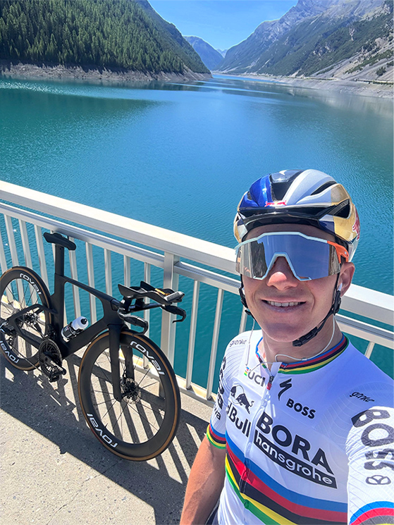 Remco Evenepoel, ritiro a Livigno, settembre 2026, nuova bicicletta Specialized da cronometro