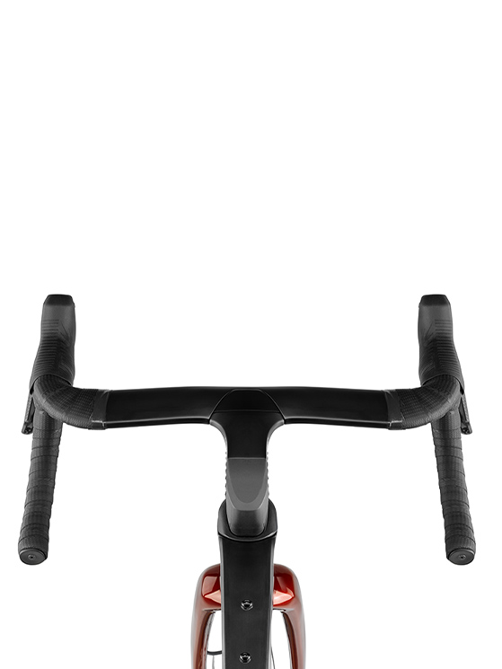 L'attenzione dedicata da Look al cockpit fa capire la volontà di essere comodi e aerodinamici
