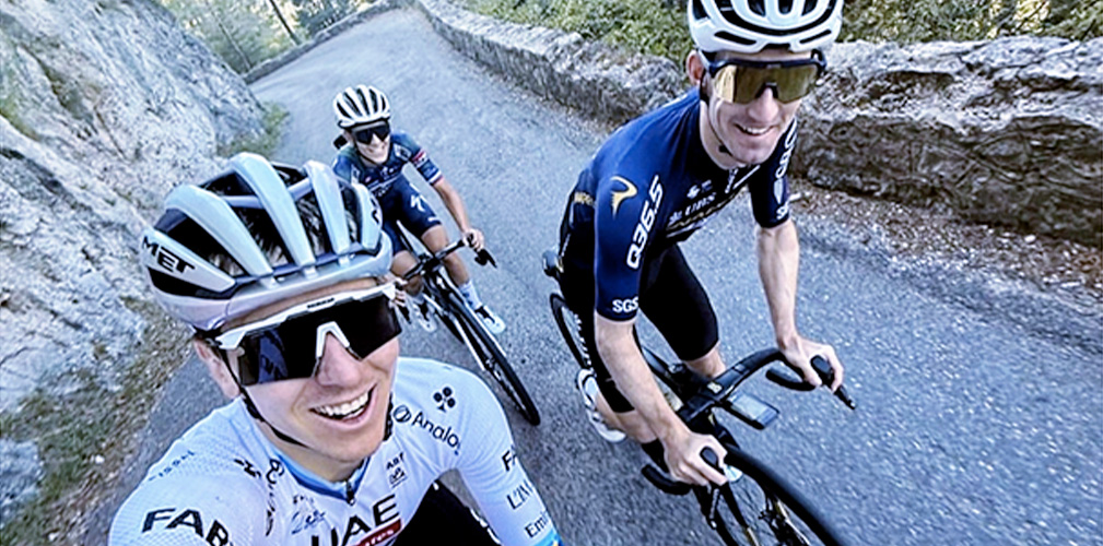 Pogacar è risalito in bici la settimana prima del mondiale sfoggiando la sua ultima maglia iridata. E poi ha fatto stessa cosa con quella di campione europeo (foto Instagram)