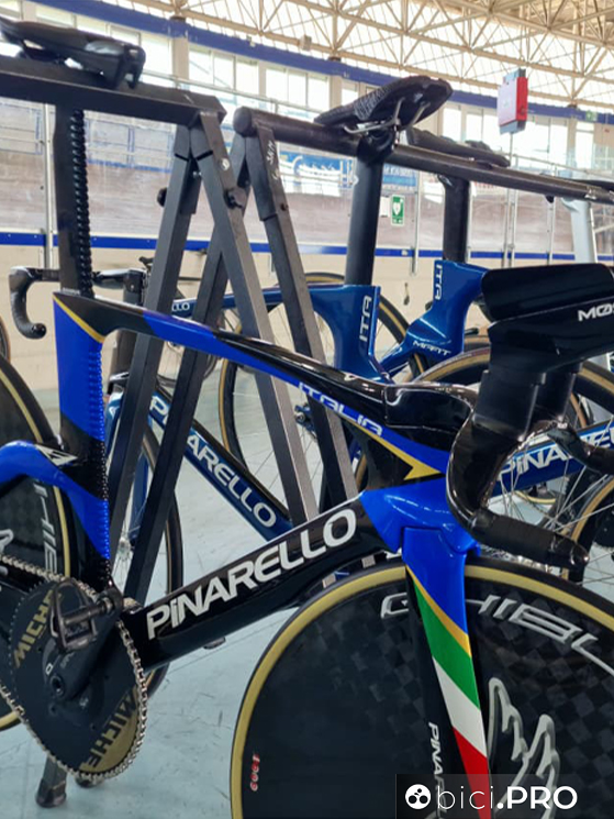 Montichiari 2026 nazionale pista, FIlippo Ganna, Pinarello, bici, inseguimento a squadre