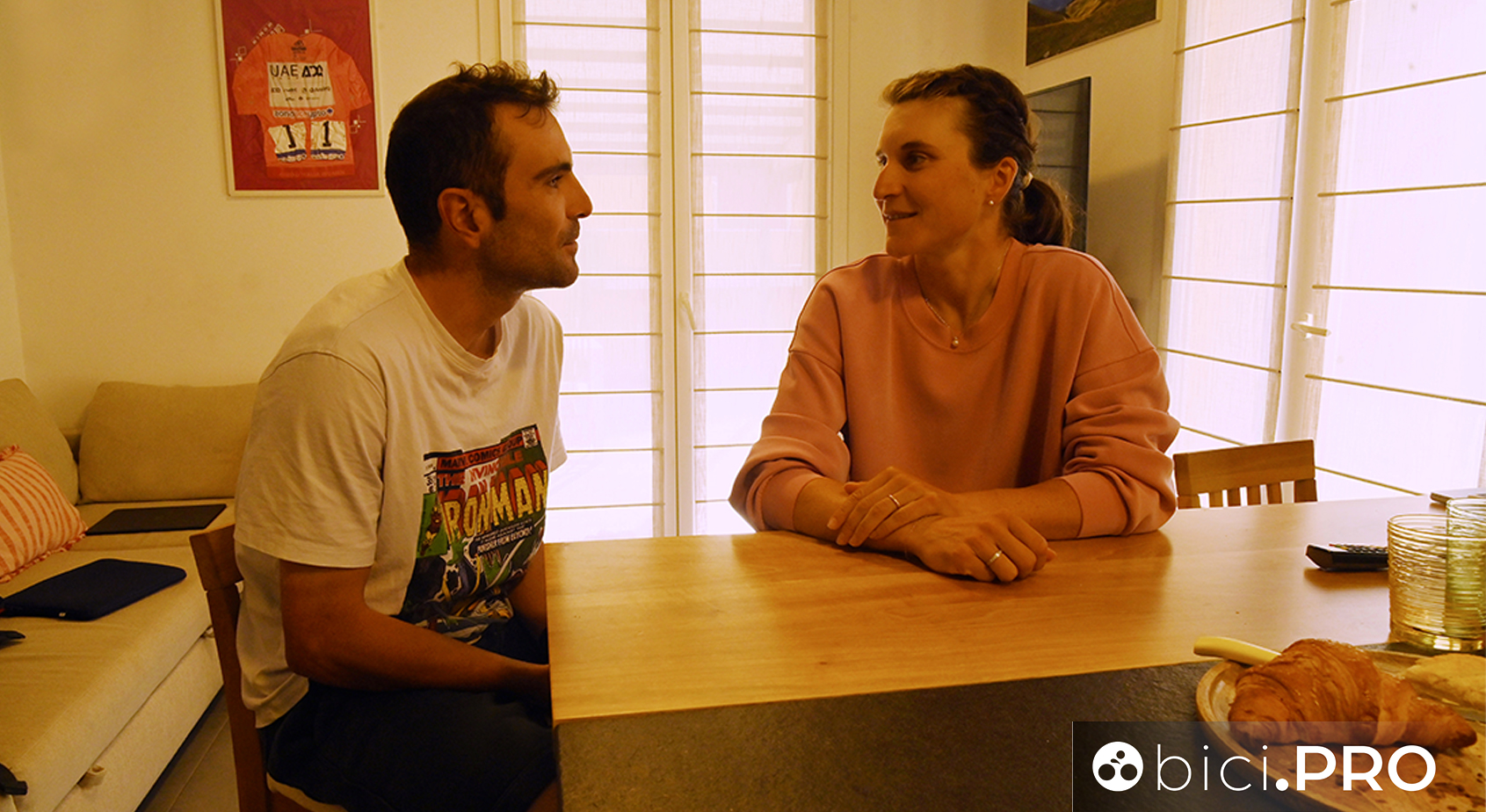 Colazione insieme, l'intervista, un piccolo video per giocare e poi per Jacopo ed Elisa sarà tempo per allenarsi
