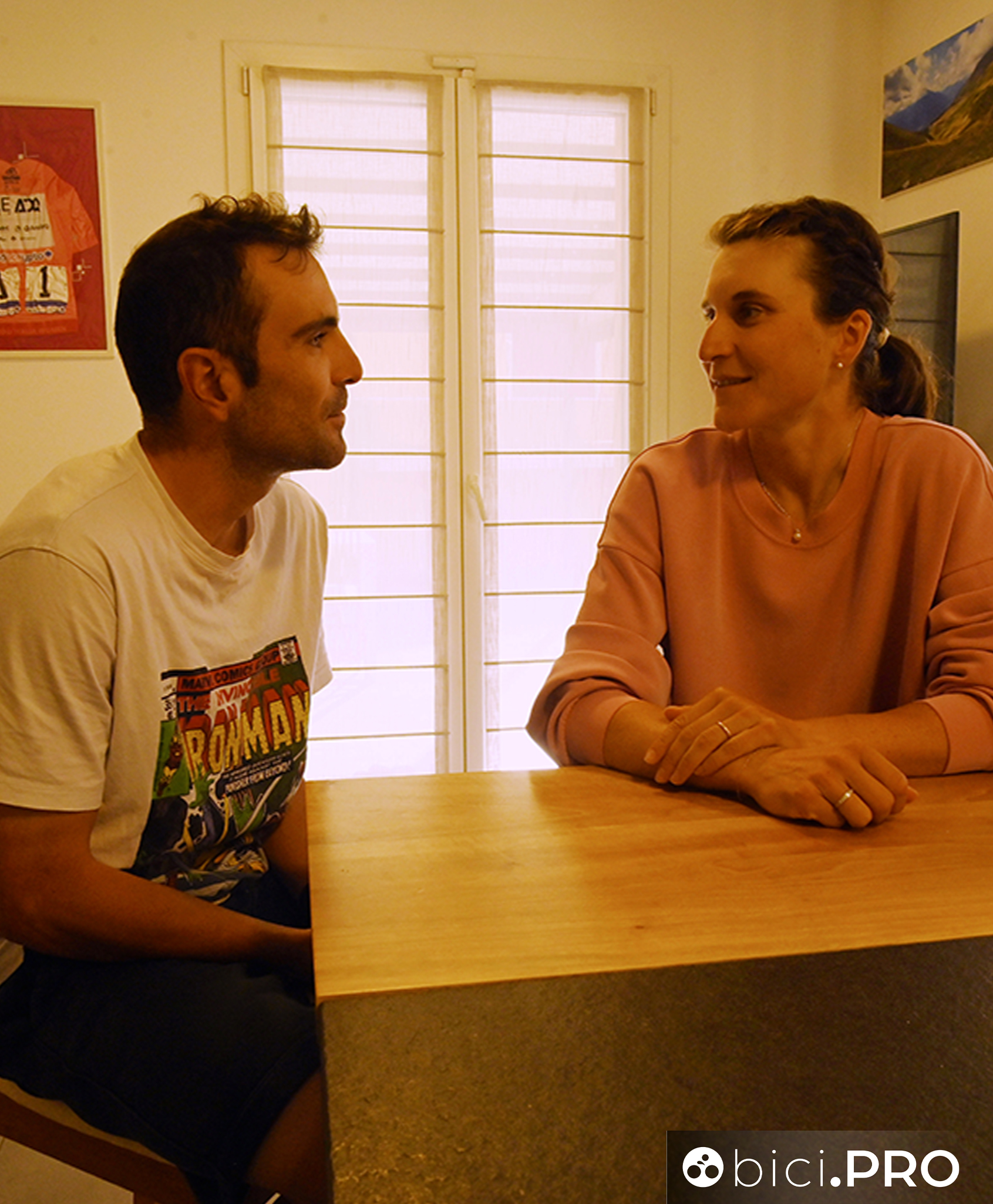Colazione insieme, l'intervista, un piccolo video per giocare e poi per Jacopo ed Elisa sarà tempo per allenarsi