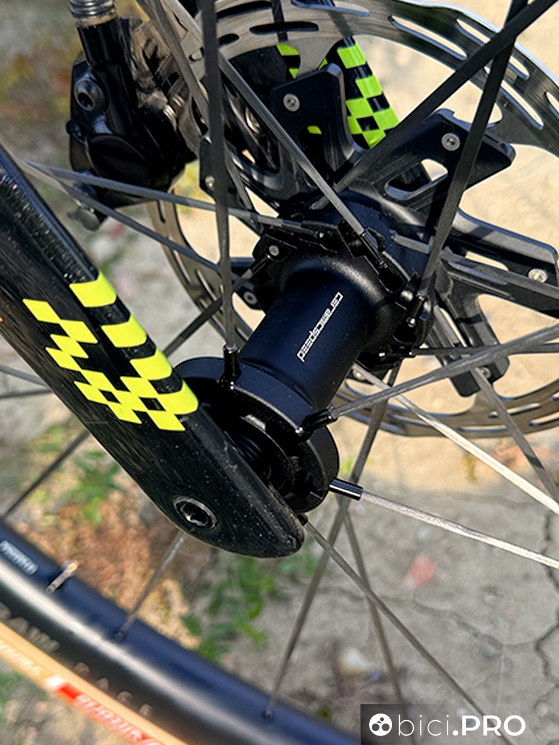 Ruote FFWD Raw Pace 48, il futuro delle ruote gravel passa da qui