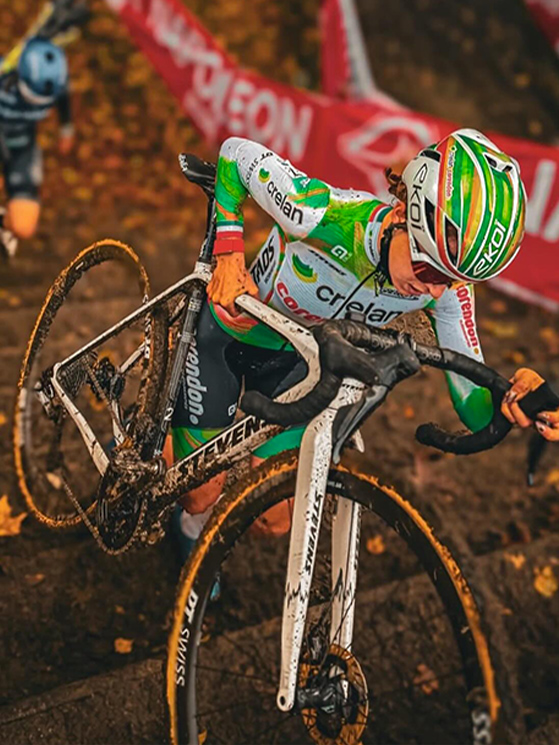 Il Koppembergcross del 2025 ha visto Casasola al terzo posto, dietro Brand e Gery (foto Jula Bogdan)
